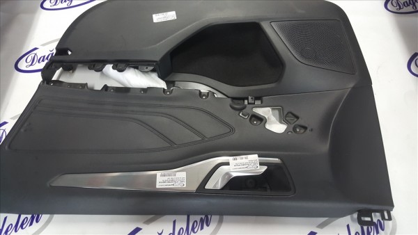 2018 FOCUS DÖŞEME SOL ÖN KAPI İC KAPLAMASI