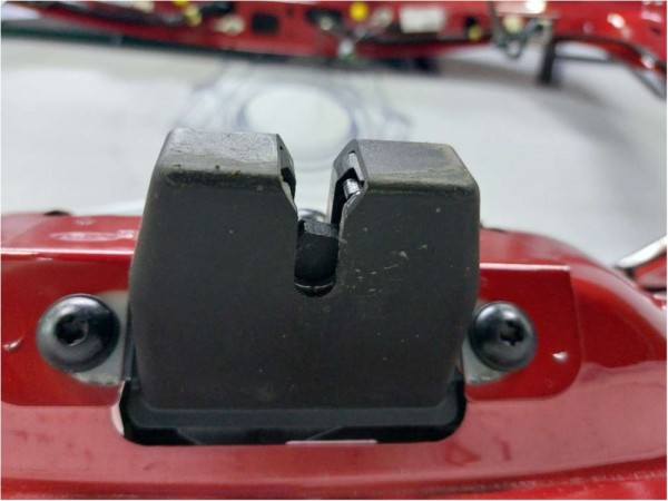 2018 FOCUS BAGAJ KAPAĞI KİLİDİ (ÇIKMA)