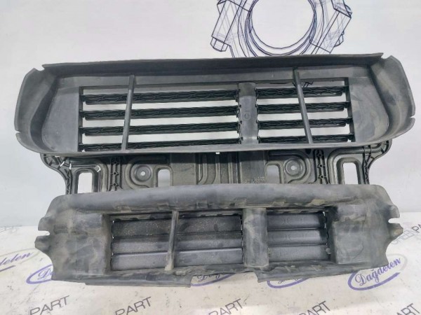 2015-2019 FOCUS 1.5 ECOBOST RADYATÖR IZGARASI (ÇIKMA)