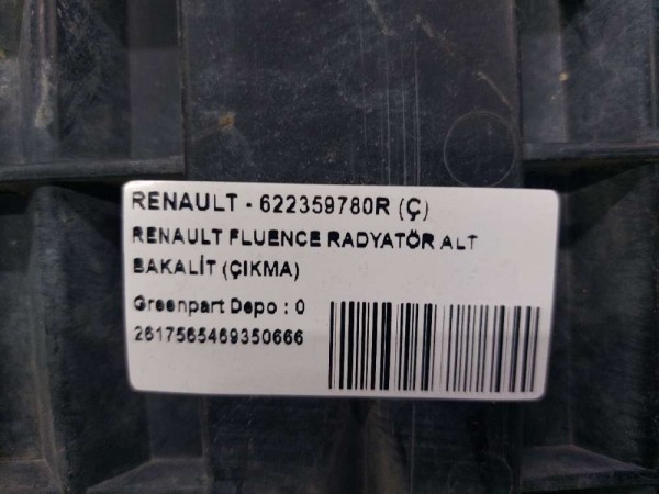 RENAULT CLİO 4 RADYATÖR ALT BAKALİT (ÇIKMA)