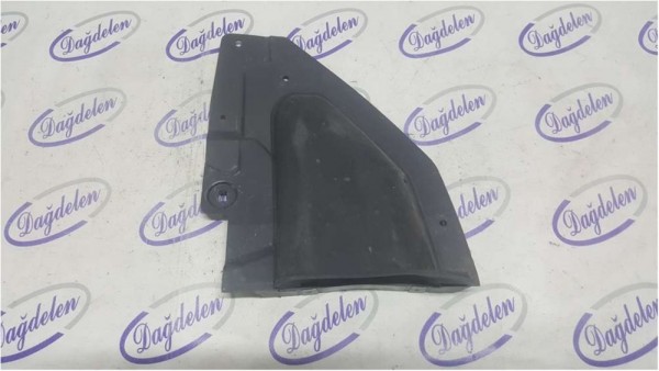 2018 FOCUS RADYATÖR ALT BAKALİT KAPLAMA SOL (YAN SANAYİ)