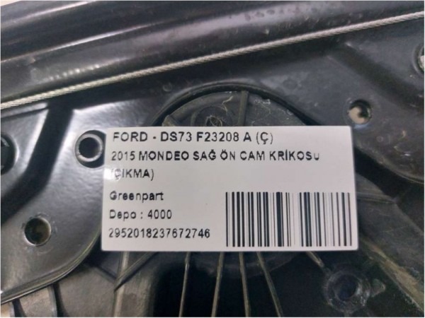 2015 MONDEO SAĞ ÖN CAM KRİKOSU (ÇIKMA)