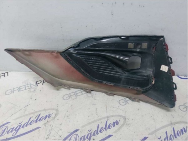 2018 FOCUS SİS KAPAĞI SAĞ (ST-ÇIKMA)