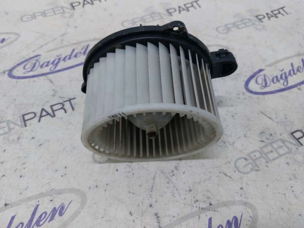 HYUNDAİ İ30 KALORİFER FAN MOTORU (ÇIKMA)