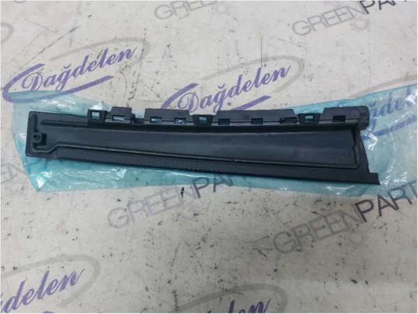 2018 FOCUS DİREK KAPLAMASI SAĞ ARKA