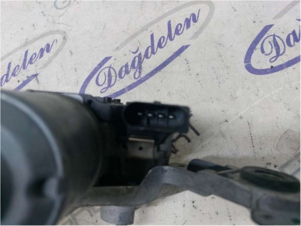 2011/2015 FOCUS SİLECEK  MOTORU SAĞ (ÇIKMA)