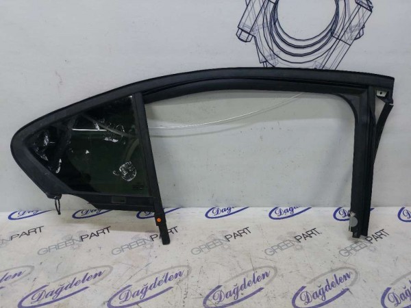 2018 FOCUS CAM OLUK FİTİLİ ARKA SAĞ (ÇIKMA-H)