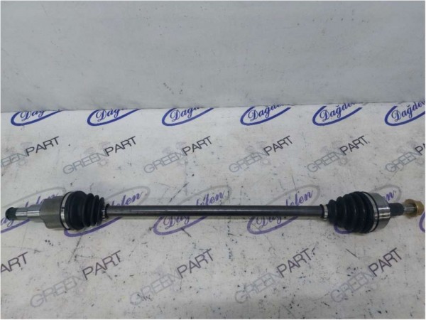 2018 FOCUS AKS ÖN SAĞ (1.5 DİZEL 8 İLERİ)