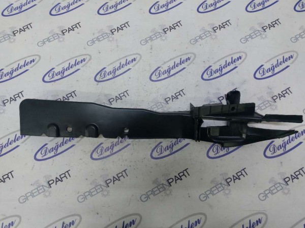 2005-2008 FOCUS SOL ÖN ÇAMURLUK BRAKETİ (YAN SANAYİ)