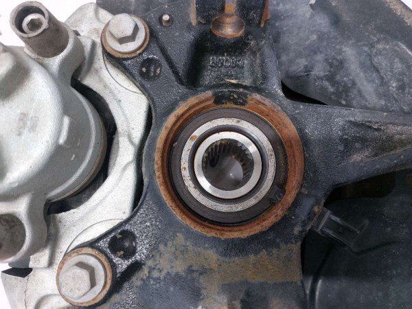 2018 FOCUS AKS TAŞIYICI SOL ÖN (KOMPLE-ÇIKMA)