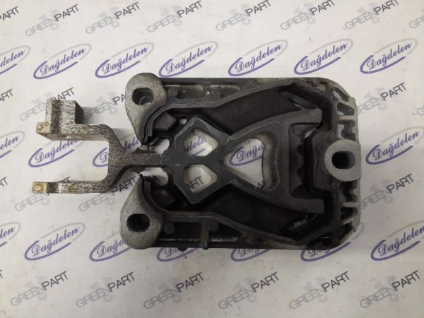 2018 FOCUS ŞANZIMAN ALT TAKOZU MANUEL (BENZİN-ÇIKMA)