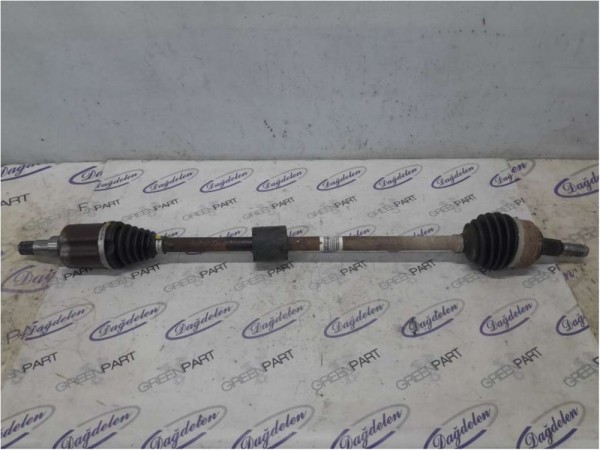 2018 FOCUS SAĞ AKS MANUEL (BENZİNLİ-ÇIKMA)