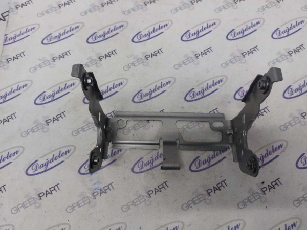 2018 FOCUS TORPİDO DEMİRİ BRAKETİ (ÇIKMA)