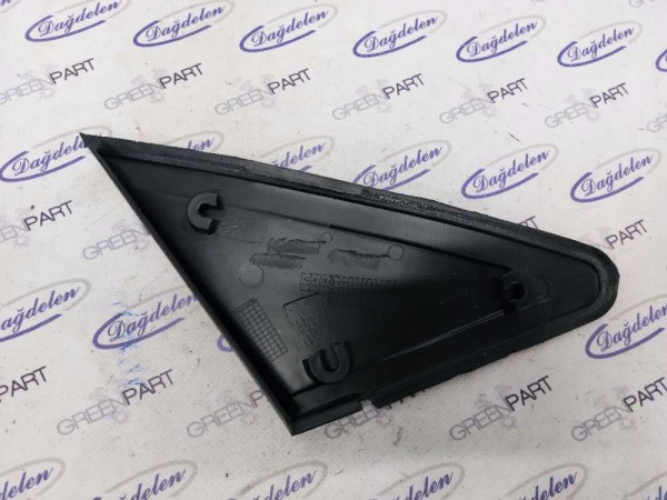 2005-2011 FOCUS SAĞ AYNA ÖNÜ BAKALİTİ (YAN SANAYİ)