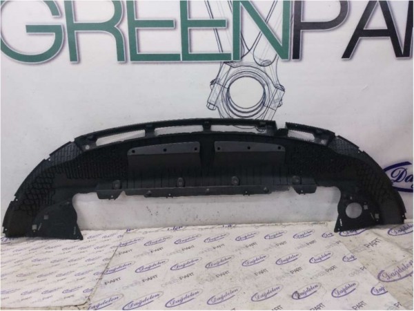 2020 KUGA RADYATÖR ALT BAKALİT (YAN SANYİ)