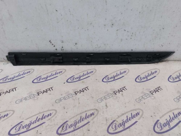 RENAULT CLİO 5 ARKA KAPI BANDI SAĞ (ÇIKMA)