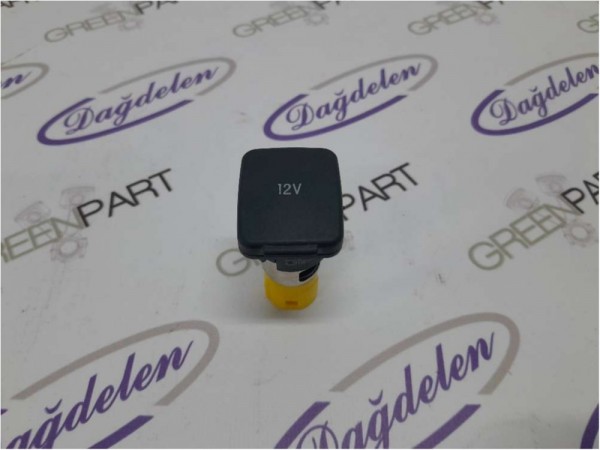 2020- KUGA POWER SOKET GİRİŞİ/ÇAKMAKLIK (ÇIKMA)