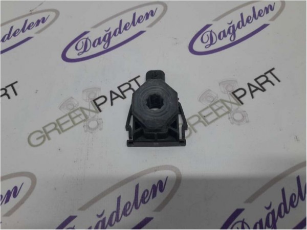 2020- KUGA RADYATÖR ÜST TAKOZU (ÇIKMA)