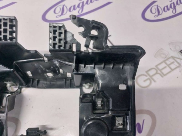 2020- KUGA GÖSTERGE PANELİ DESTEK BRAKETİ (ÇIKMA-HASARLI)