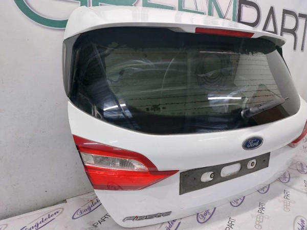 2017 FİESTA BAGAJ KAPAĞI KOMPLE (ÇIKMA)