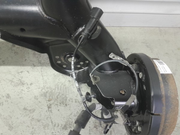 2018- FİESTA ABS SENSÖRÜ ARKA (ÇIKMA)