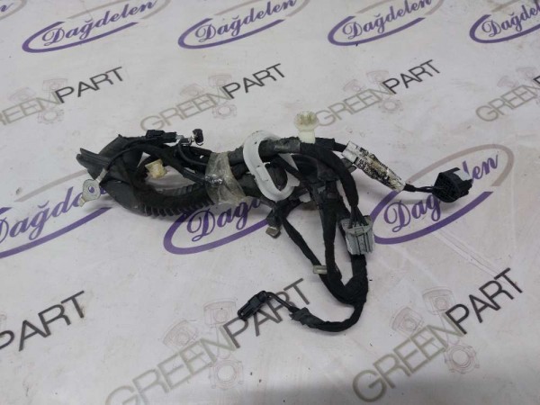 2020 KUGA BAGAJ KAPAĞI TESİSATI (ÇIKMA)