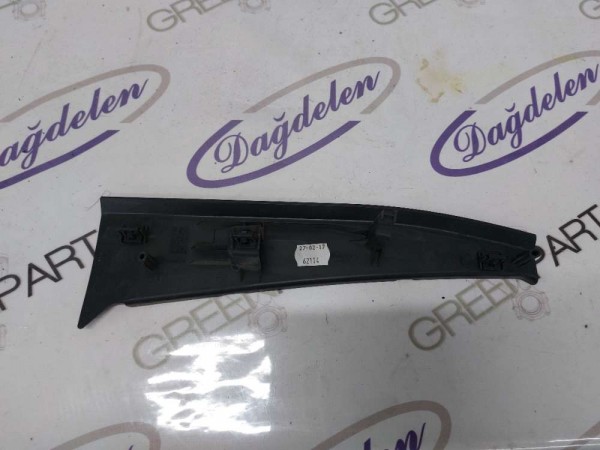 2015 MONDEO KAPORTA YAN TRİM SAĞ ÖN (ÇIKMA)