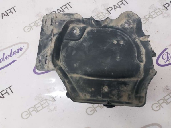 2018- FOCUS ADBLUE DEPO ALT KAPAK (ÇIKMA)