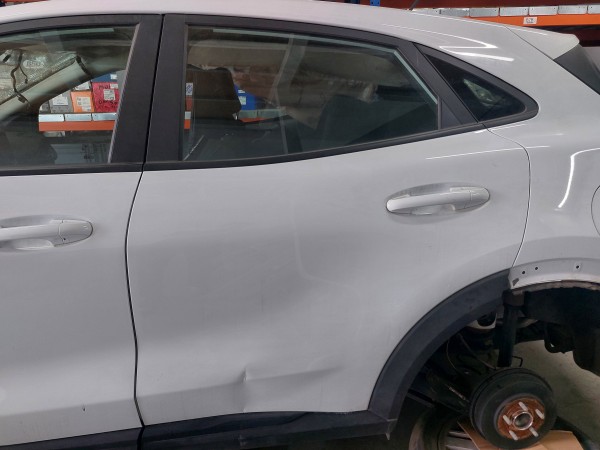 PUMA SOL ARKA KAPI BEYAZ BOŞ (ÇKMA-HSRLI)