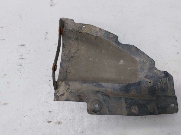 2018 FOCUS RADYATÖR ALT BAKALİT KAPLAMA SOL (STW-ÇIKMA)