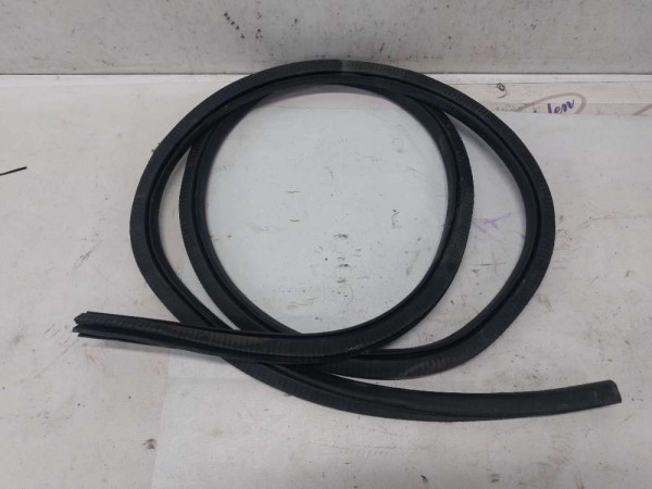 2018- FOCUS ARKA KAPI FİTİLİ SAĞ/SOL (ÇIKMA-STW)