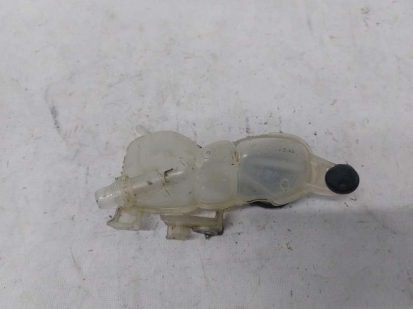 KUGA  RADYATÖR SU SOĞUTMA DEPOSU (2.0 DİZEL/ÇIKMA)