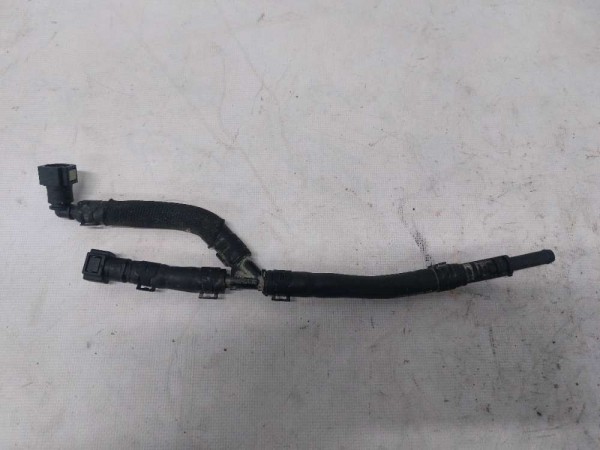 KUGA  RADYATÖR SU HORTUMU (2.0 DİZEL /ÇIKMA)