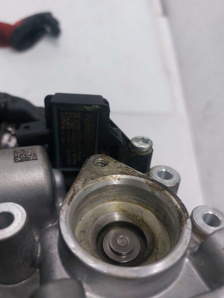 KUGA EKSOZ VALF KOMPLE (2.0 DİZEL/ÇIKMA)