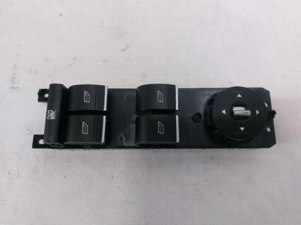 2015-2017 FOCUS CAM AÇMA DÜĞMESİ DÖRTLÜ (YAN SANAYİ)