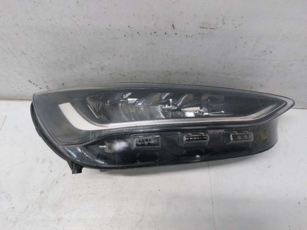 2023 FOCUS SAĞ ÖN FAR (ÇIKMA-HASARLI)