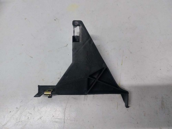 ECOSPORT ÖN PANEL BRAKETİ SOL (YAN SANAYİ)