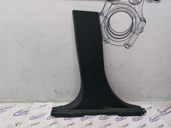 2018 FİESTA ORTA DİREK İÇ BAKALİT SOL ALT (ÇIKMA)