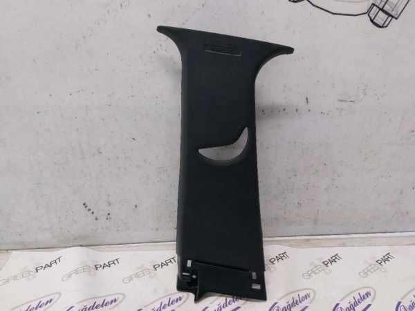 2018 FİESTA SOL ORTA DİREK İÇ BAKALİT ÜST (ÇIKMA)