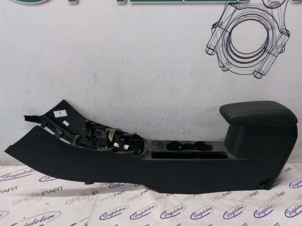 2018 FİESTA ARA KONSOL (ÇIKMA)