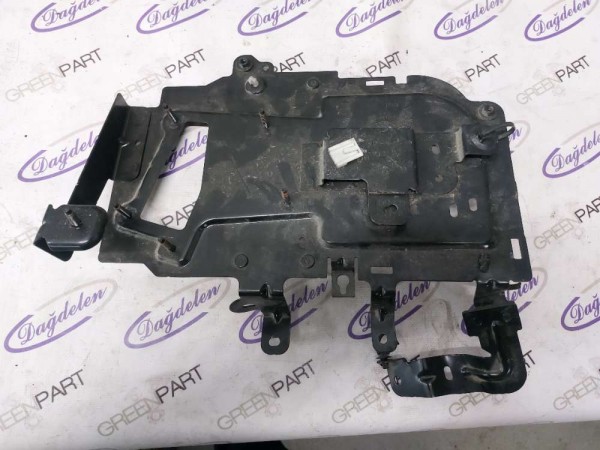 2018 KUGA MOTOR BEYİN TUTUCU SACI (ÇIKMA)