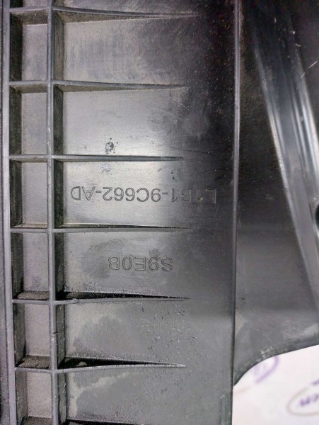 2020 COURİER HAVA FİLTRE KUTUSU (ÇIKMA)