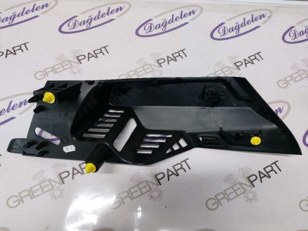 2018- FİESTA BAGAJ ÜST BAKALİT SOL (ÇIKMA)