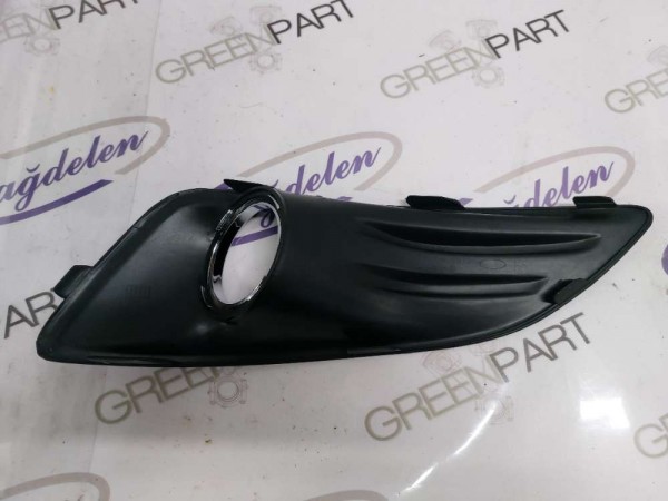 2013-2017 FİESTA SİS ÇERÇEVESİ SAĞ (YAN SANAYİ)