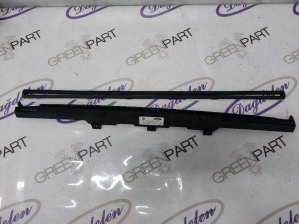 2007-2011 C-MAX GÜNEŞ PERDESİ ARKA SAĞ
