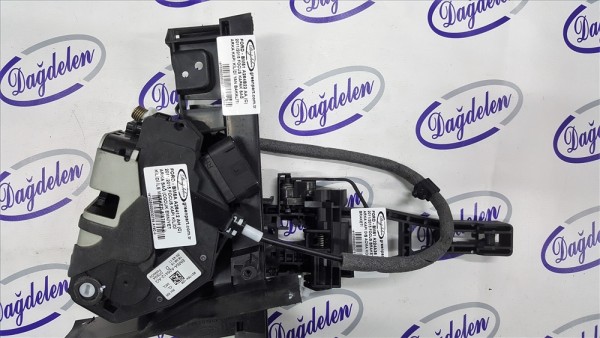 2011-2017 Ford Focus Kapı Kolu İç Braket Sağ Arka - BM51 A224A36 CJ
