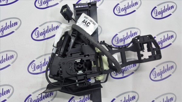 2011-2017 Ford Focus Kapı Kolu İç Açma Braketi Sol Arka - BM51 A266B23 AJ