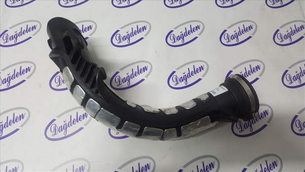 2011-2017 Ford Focus Hava Filtre Borusu - BV61 9C623 DD
