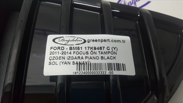 2011-2014 FOCUS ÖN TAMPON ÜÇGEN IZGARA PIANO BLACK SOL (YAN SANAYİ)
