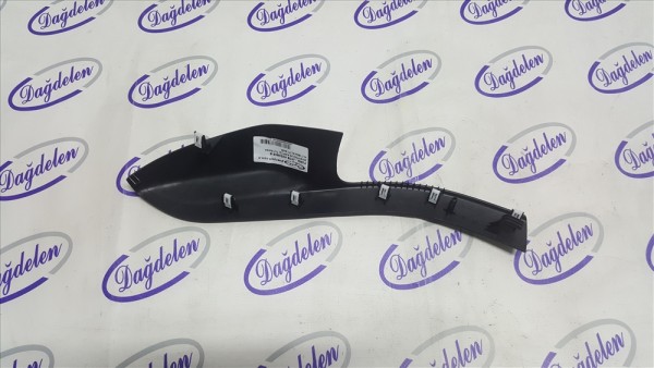 2018 FOCUS KAPI İÇ TUTAMAK ALT BAKALİTİ SAĞ